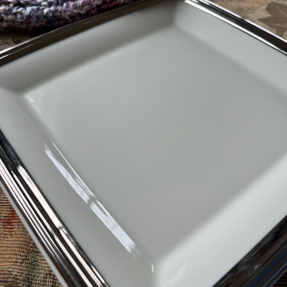 Lenox Diminsions Collection Solitare Nouveau Plate Made in the USA.